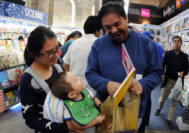 Participan activamente en la paternidad nuevas generaciones de hombres