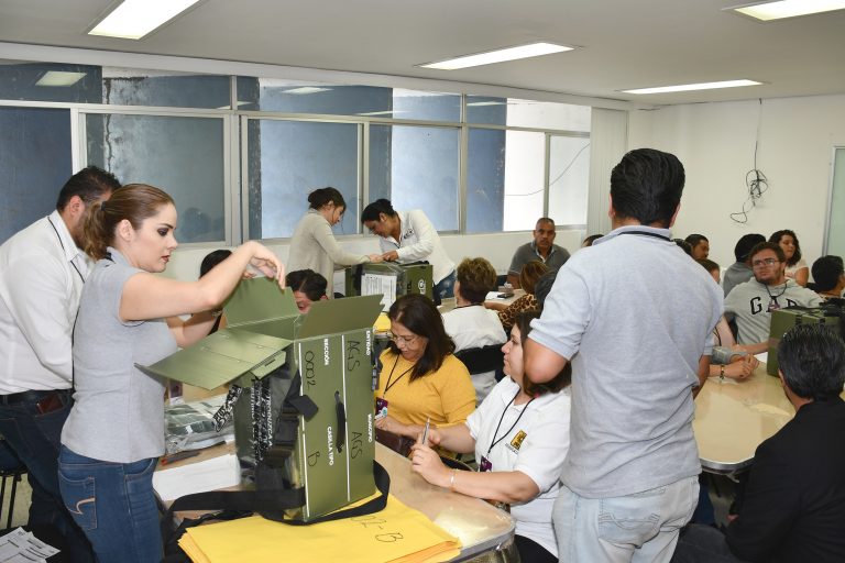 IEE Aguascalientes realiza conteo oficial de votos, se mantienen tendencias del PREP
