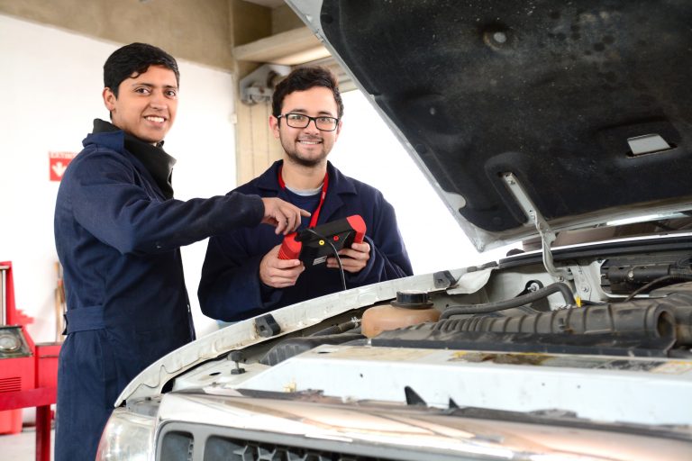Ofrece Politécnica de Aguascalientes servicio automotriz de alta calidad