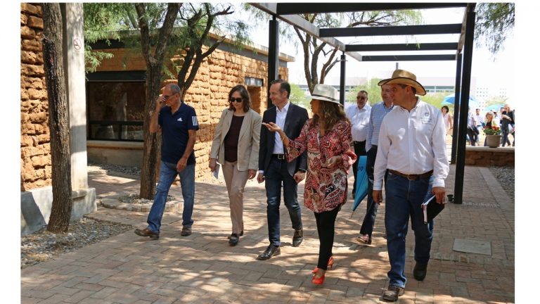Visita ministro de Renania-Palatinado instalaciones de la UTNA