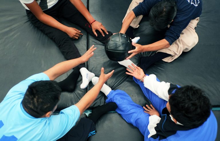 Emite IMSS recomendaciones para prevenir hernias en la columna