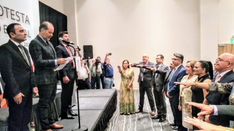 Asiste gobernador de Aguascalientes a toma de protesta de la nueva mesa directiva de Hoteles y Moteles