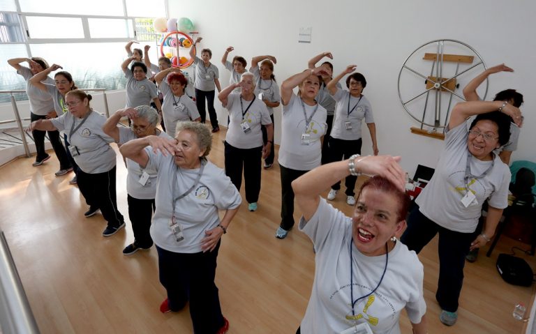 Atiende Issste a adultos mayores a través de Casas de Día y Módulos Gerontológicos