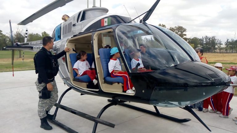 Alumnos de primaria conocen las instalaciones del Helipuerto Municipal Bicentenario de Aguascalientes