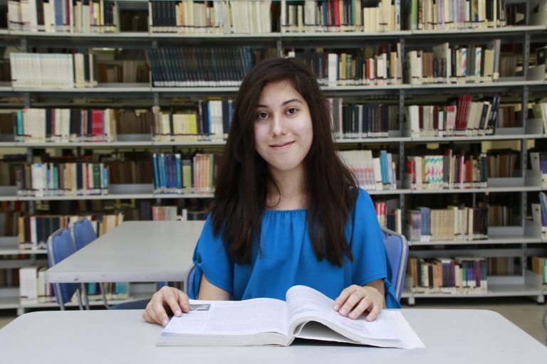 Obtiene alumna de bachillerato de la Autónoma de Aguascalientes puntaje más alto en Exani II