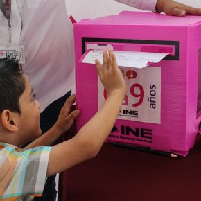 18743064059_a3be3aa943_z