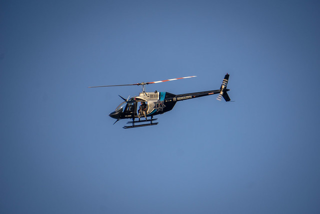 Helicóptero Águila 1 de Aguascalientes traslada a dos menores lesionadas en accidente carretero en Nayarit