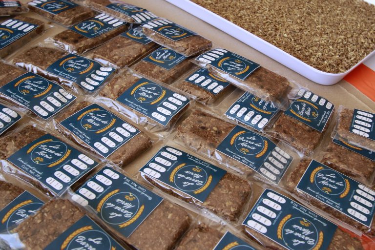 Alumnos de la Autónoma de Aguascalientes aprovechan desechos cerveceros para la creación de barras alimenticias