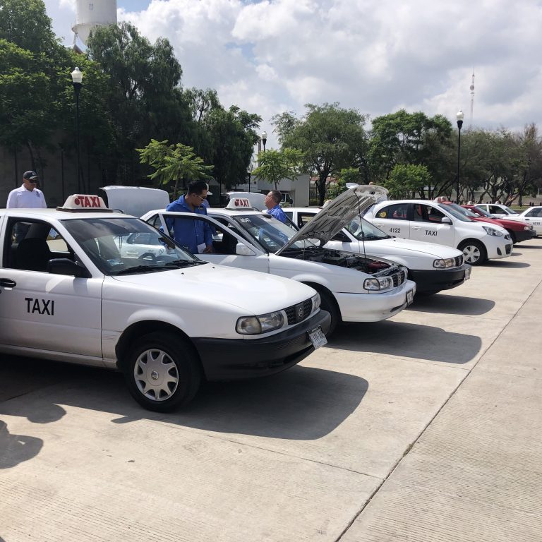 Instan a taxistas de Aguascalientes a seguir cumpliendo con la revista físico-mecánica   