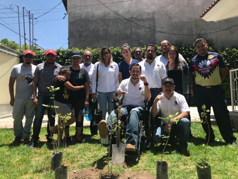 Entregó CROM árboles a agrupación Aguascalientes Verde