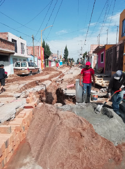 Iniciaron trabajos de rehabilitación de alcantarillado en Fraccionamiento Palomino Dena en Aguascalientes
