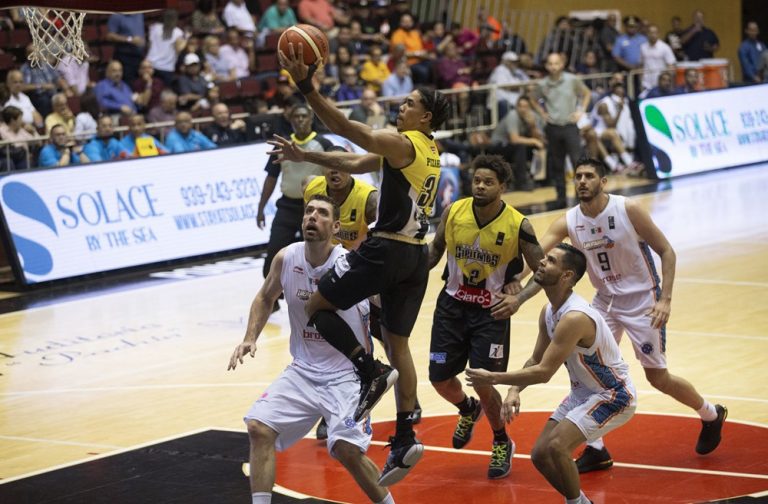 Es Christian Pizarro el point guard de Panteras de Aguascalientes