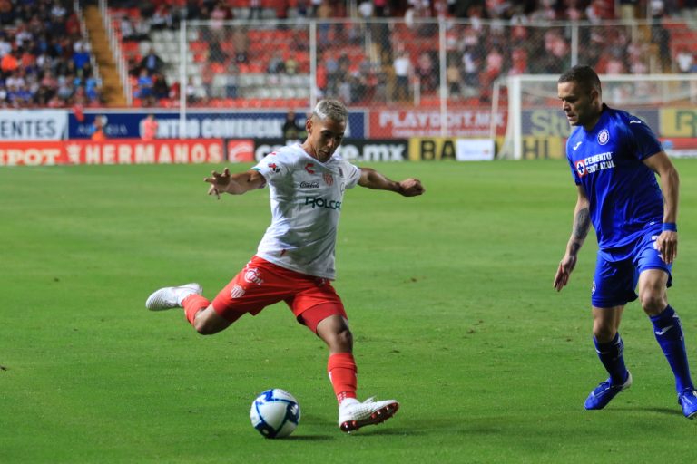 Empatan a cero Necaxa y Cruz Azul 