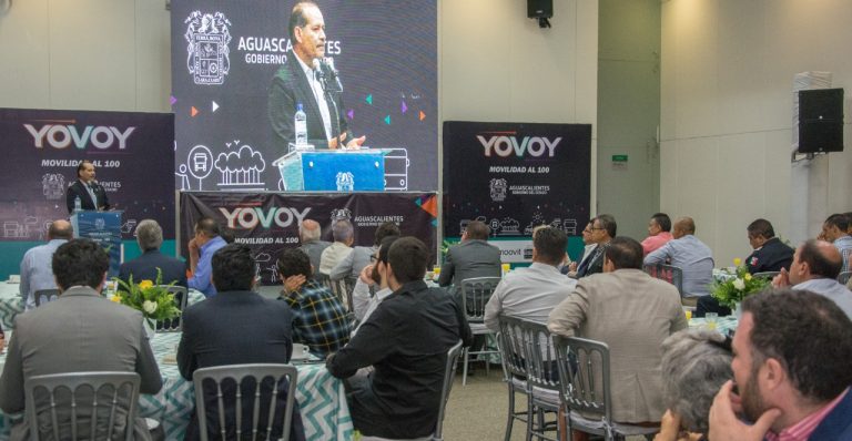 Expone gobernador de Aguascalientes proyectos estratégicos a integrantes del Colegio de Arquitectos 