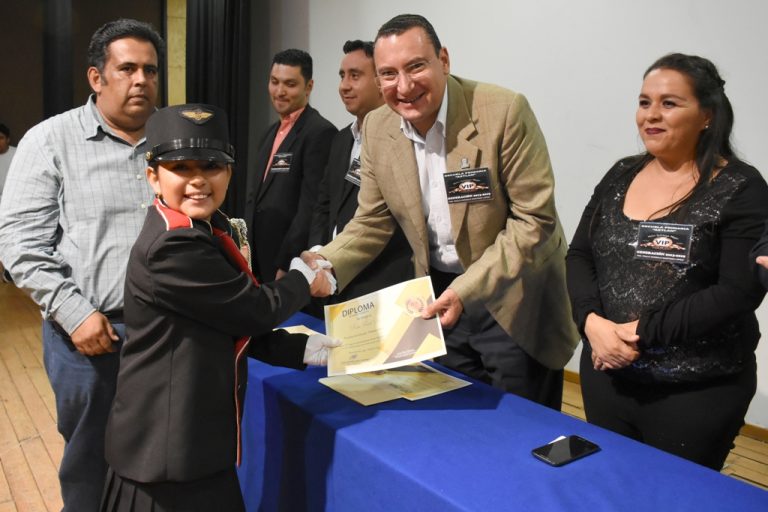 Se gradúa generación 2013-2019 de la Escuela Primaria Aztlán de Aguascalientes