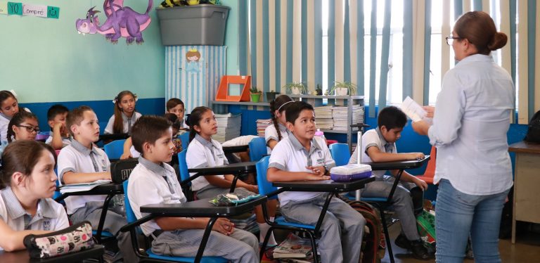 Destina Gobierno de Aguascalientes cerca de 2.5 mdp al pago de becas