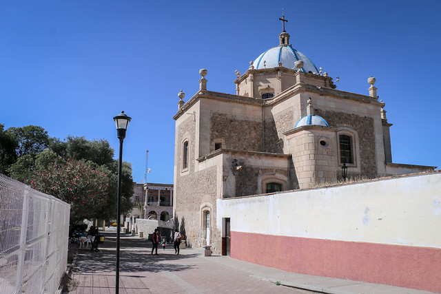 Policías difunden información en El Llano, Aguascalientes, para evitar extorsión telefónica y secuestro virtual 