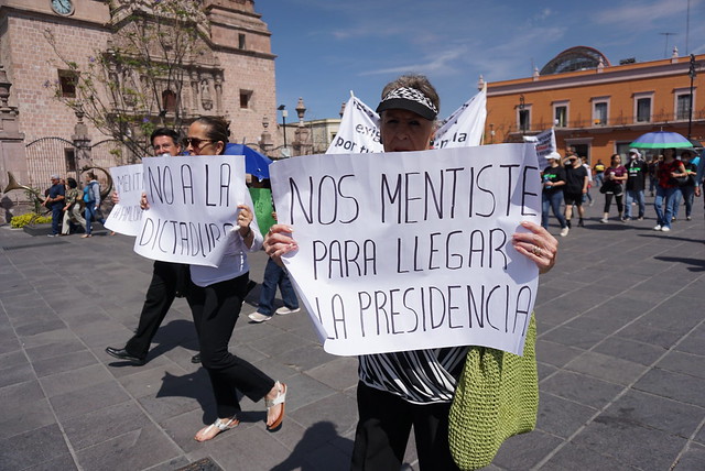 Primer año de gobierno de López Obrador, la balanza se inclina a lo negativo