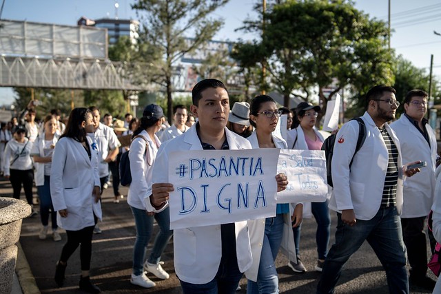 Garantizan asignación de plazas de pasantía y servicio social a estudiantes de la Autónoma de Aguascalientes