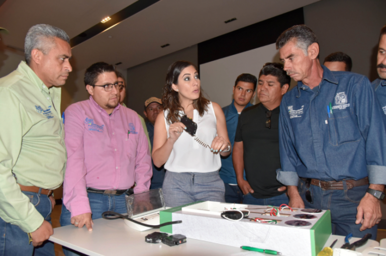 Capacitan a trabajadores de Alumbrado Público de Aguascalientes