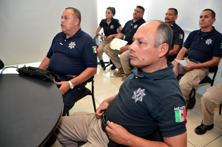 Capacitan a policías municipales de Aguascalientes en primeros auxilios sicológicos