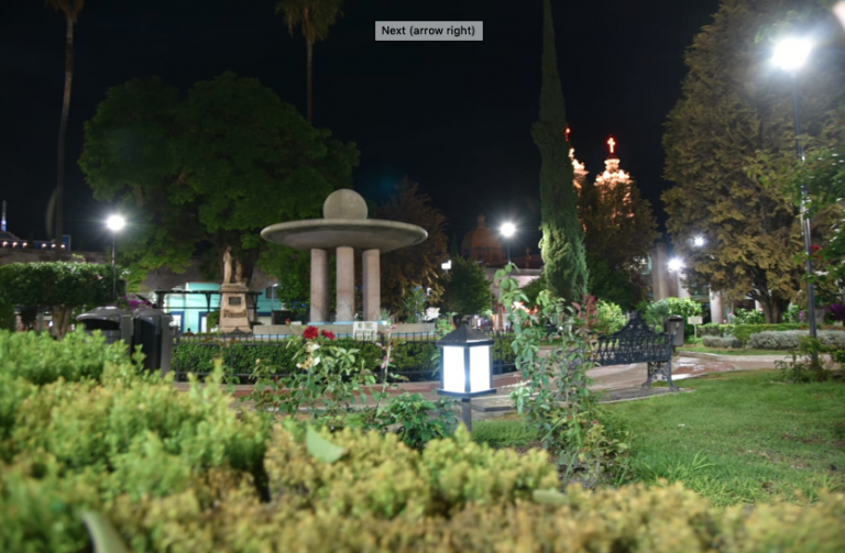 Colocan iluminación LED en el Jardín de Zaragoza  de Aguascalientes