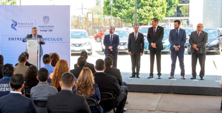 Entregan lote de vehículos a la FGE de Aguascalientes con inversión de 4 mdp