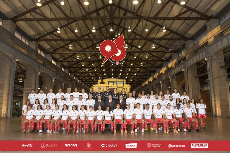 Foto oficial de Necaxa del Apertura 2019