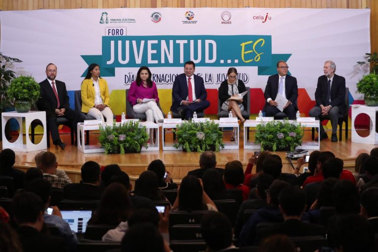 Se necesita de los jóvenes de México para mejorar instituciones y consolidar sociedad democrática   