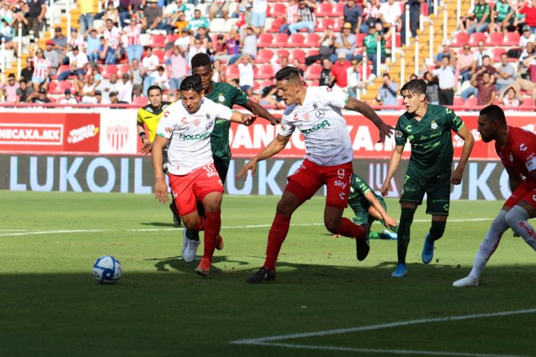Necaxa derrota a Santos en Aguascalientes