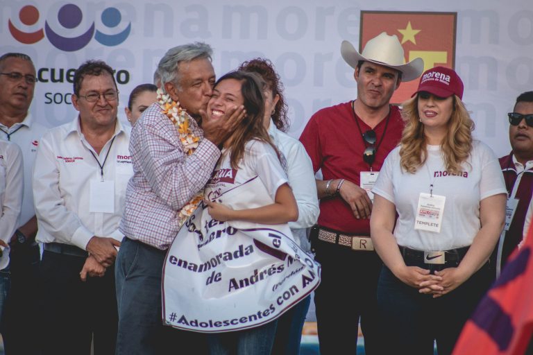 Cuidadoras perpetuas / Por mis ovarios, bohemias