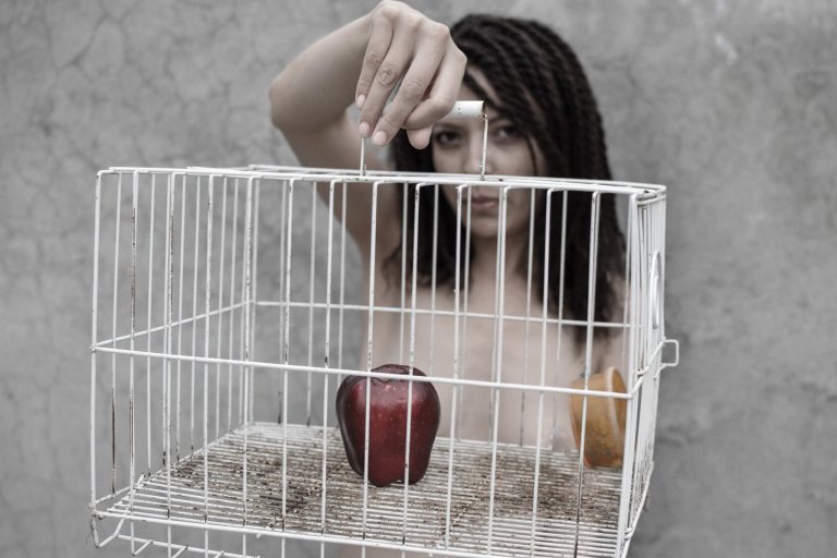 25 paradojas de las antifeministas/ Favela chic