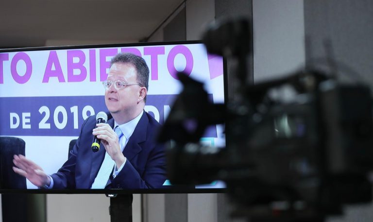 Transparencia es herramienta contra percepción de opacidad en tribunales