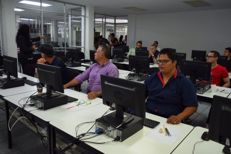 Presentan 73 aspirantes evaluación para ocupar plazas del Servicio Profesional del INE