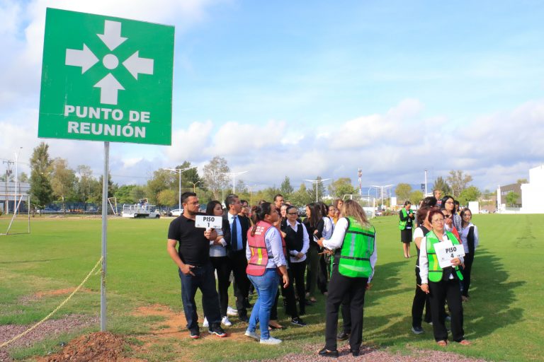Realiza Autónoma de Aguascalientes simulacro de sismo   