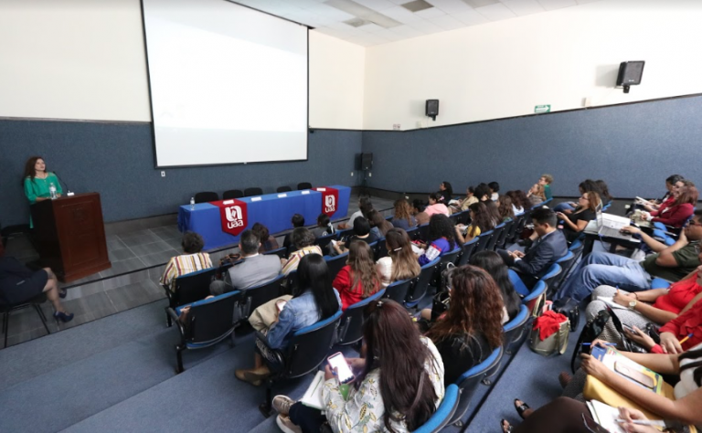 Capacitan a trabajadoras sociales en prevención de la autoprivación de la vida en Aguascalientes