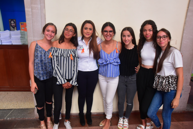 Conversan estudiantes del bachilleraro de Aguascalientes con alcaldesa de la capital