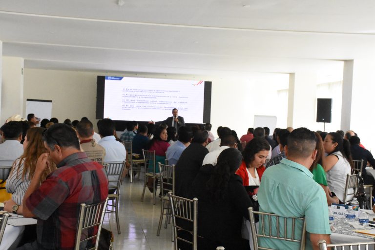 Capacitan a próximos servidores públicos municipales de Aguascalientes para ofrecer mejores servicios 