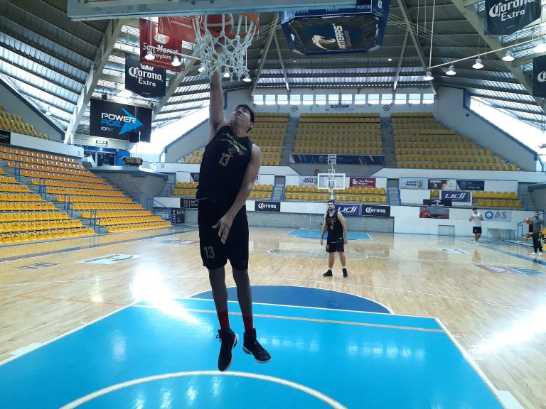 Afortunado y aprendiendo en Panteras de Aguascalientes: Jorge Aguilera