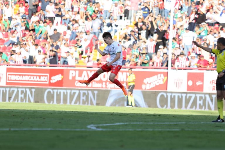 Cae Necaxa ante el León