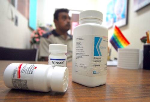 Atorada, la distribución de medicamentos para el tratamiento de VIH en México