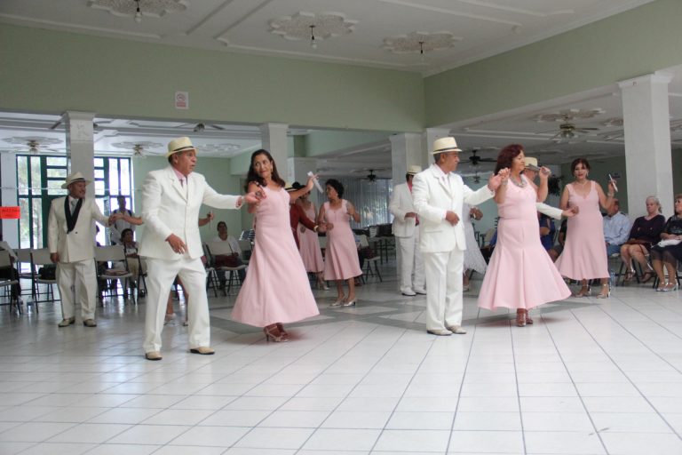 Issste Aguascalientes fomenta la cultura a través de la música y el baile