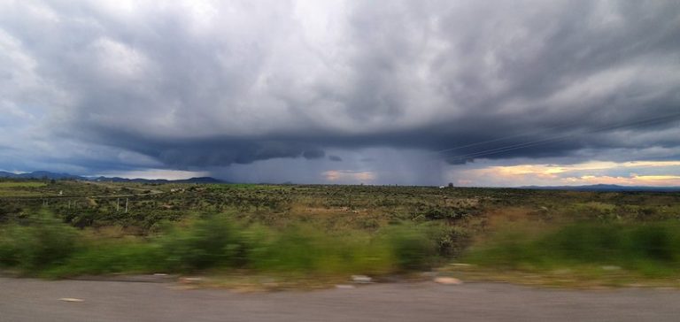 ¿Cómo funciona el bombardeo de nubes para provocar lluvia en Aguascalientes?