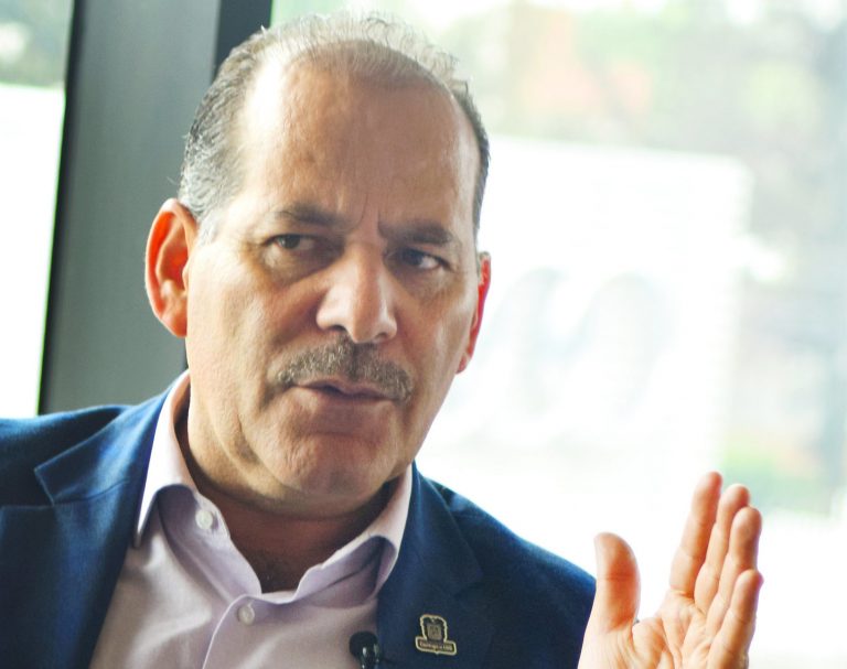 Sorprende a Orozco Sandoval, gobernador de Aguascalientes, que Congreso detuviera su iniciativa anti fuero