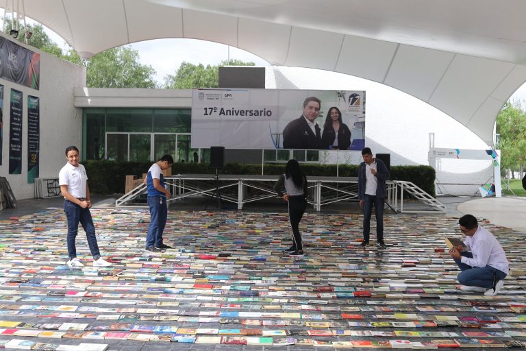 Se realizó el Segundo Kilómetro del Libro de la Politécnica de Aguascalientes