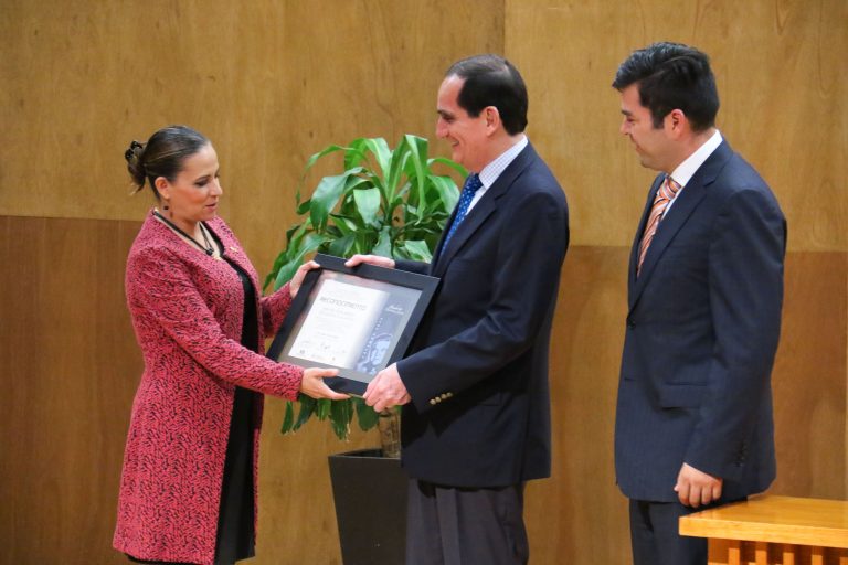 Subgobernador de Banxico dicta conferencia magistral en la Autónoma de Aguascalientes