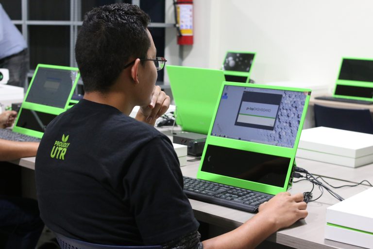 Más de 5 mdp en becas para estudios de ingeniería y licenciatura en Aguascalientes