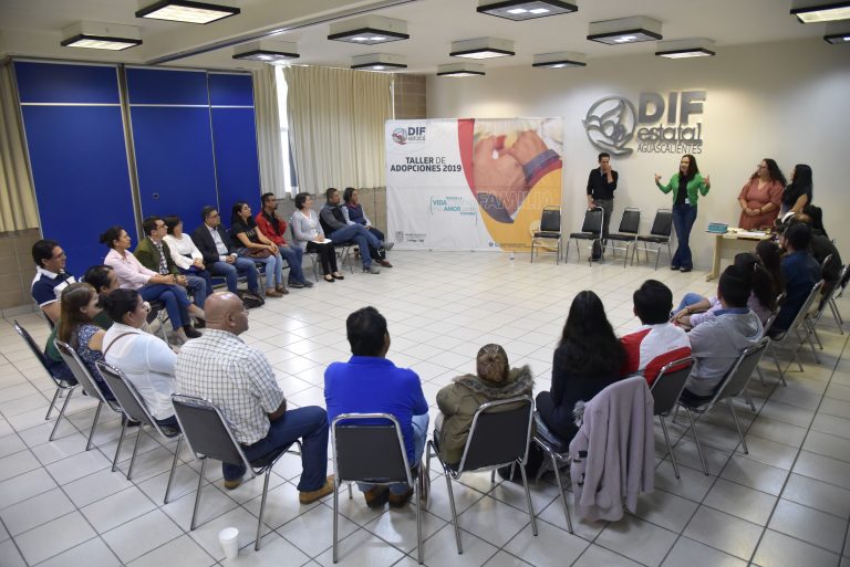Concluye Taller de Adopciones en Aguascalientes