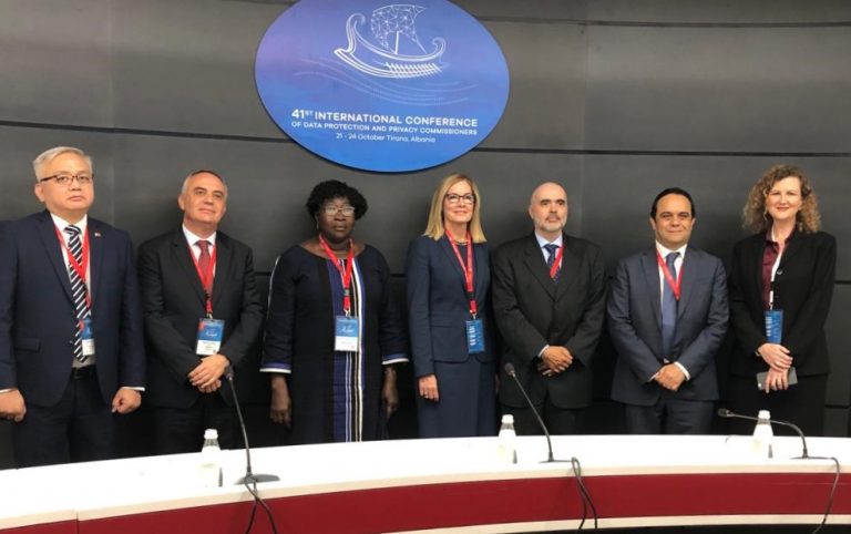 Se acuerda el avance hacia normas mundiales para garantizar la privacidad en era digital