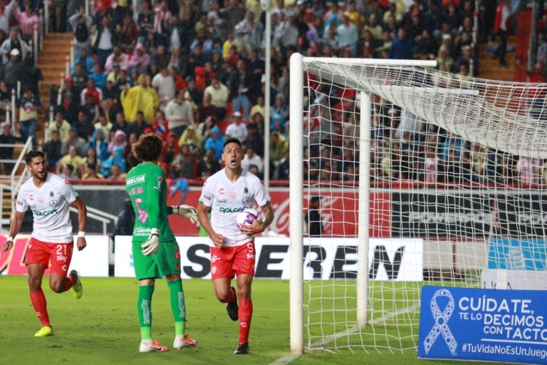 América saca el empate a Necaxa